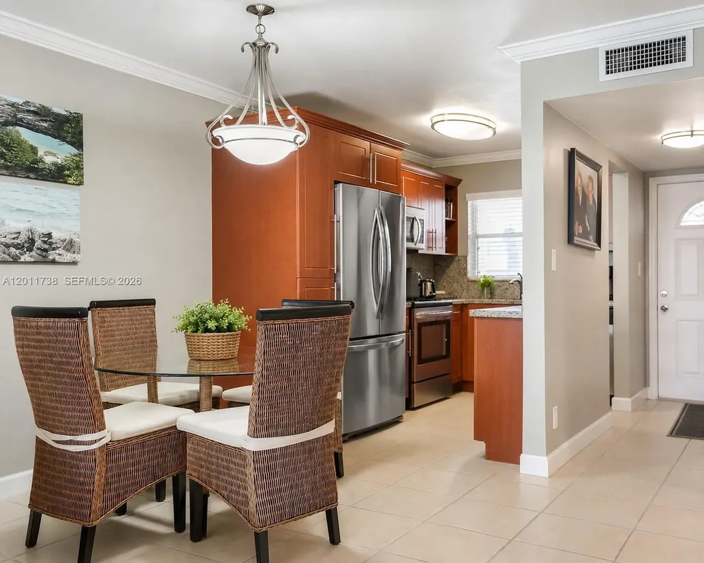2900 W Sunrise Lakes Drive Sunrise FL 33322