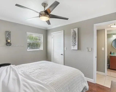 2900 W Sunrise Lakes Drive Sunrise FL 33322