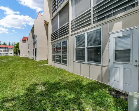 2900 W Sunrise Lakes Drive Sunrise FL 33322