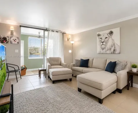2900 W Sunrise Lakes Drive Sunrise FL 33322