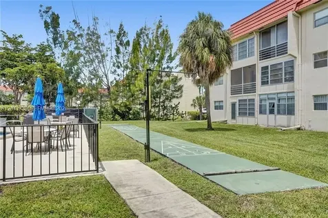 2900 W Sunrise Lakes Drive Sunrise FL 33322