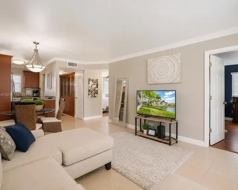 2900 W Sunrise Lakes Drive Sunrise FL 33322