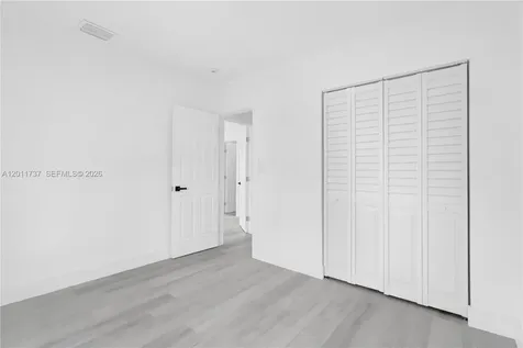 16431 NW 18 Avenue Miami Gardens FL 33054