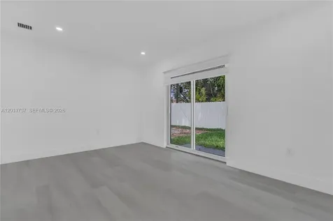 16431 NW 18 Avenue Miami Gardens FL 33054