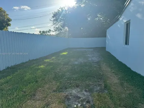 16431 NW 18 Avenue Miami Gardens FL 33054