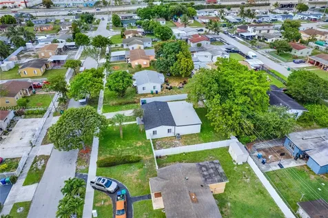 16431 NW 18 Avenue Miami Gardens FL 33054