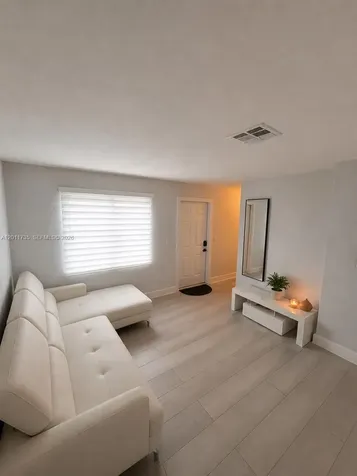 1032 NW 6th Avenue Fort Lauderdale FL 33311