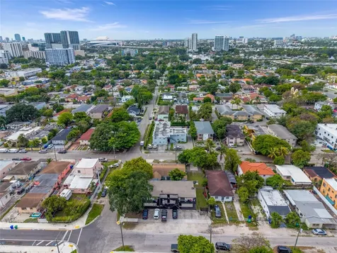 1800 NW 19th Terrace Miami FL 33125