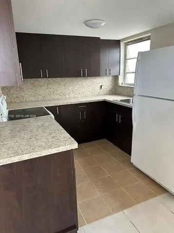 1800 NW 19th Terrace Miami FL 33125