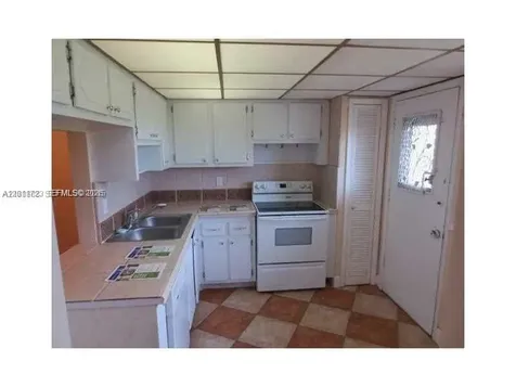 1351 NE 191st Street Miami FL 33179
