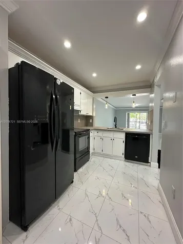871 NE 207th Terrace Miami FL 33179