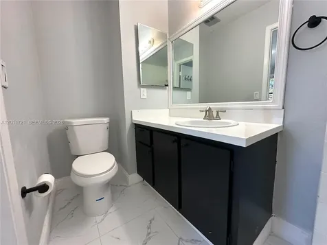 871 NE 207th Terrace Miami FL 33179