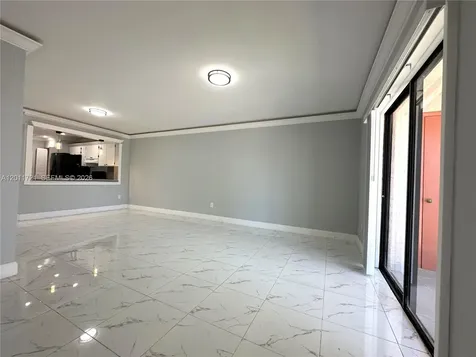 871 NE 207th Terrace Miami FL 33179