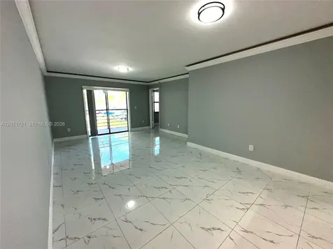 871 NE 207th Terrace Miami FL 33179