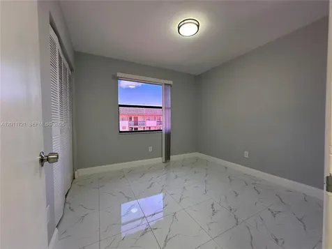 871 NE 207th Terrace Miami FL 33179