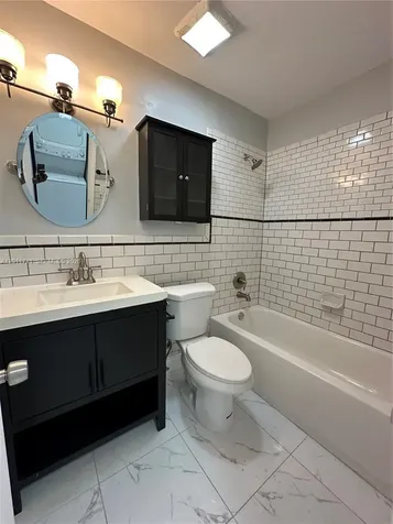871 NE 207th Terrace Miami FL 33179