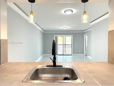 871 NE 207th Terrace Miami FL 33179