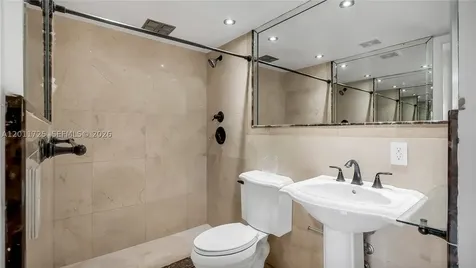 7200 Fairway Drive Miami Lakes FL 33014