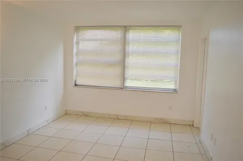 1601 NE 191st Street Miami FL 33179