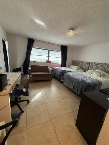 500 NE 14th Avenue Hallandale Beach FL 33009