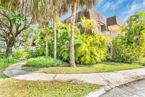 9107 SW 137th Terrace Miami FL 33176