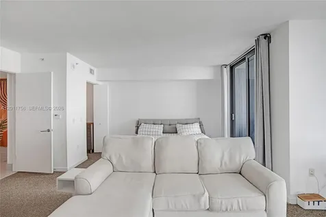 31 SE 6th Street Miami FL 33131