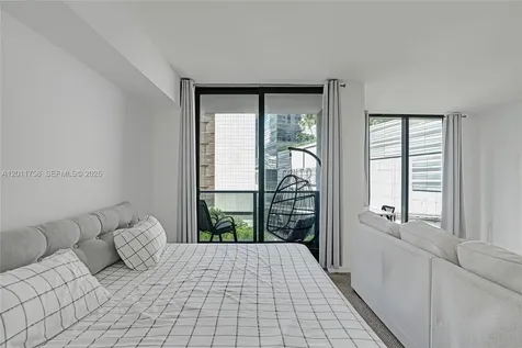 31 SE 6th Street Miami FL 33131