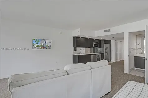 31 SE 6th Street Miami FL 33131