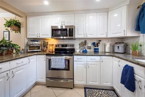 9491 Evergreen Place Davie FL 33324