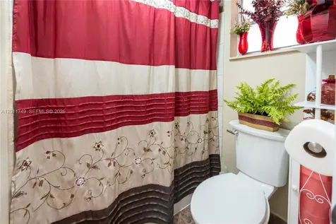 9491 Evergreen Place Davie FL 33324
