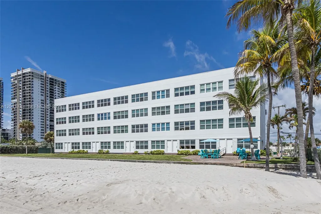 1801 S Surf Road Hollywood FL 33019