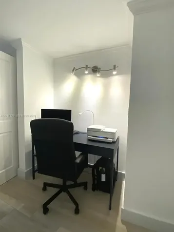 251 Crandon Boulevard Key Biscayne FL 33149