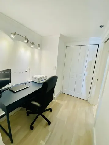 251 Crandon Boulevard Key Biscayne FL 33149