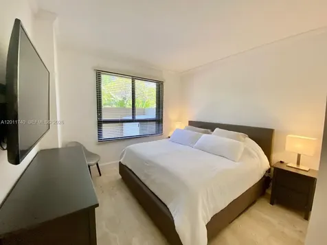 251 Crandon Boulevard Key Biscayne FL 33149