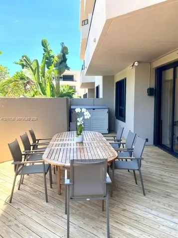 251 Crandon Boulevard Key Biscayne FL 33149