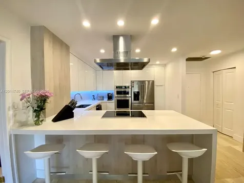 251 Crandon Boulevard Key Biscayne FL 33149