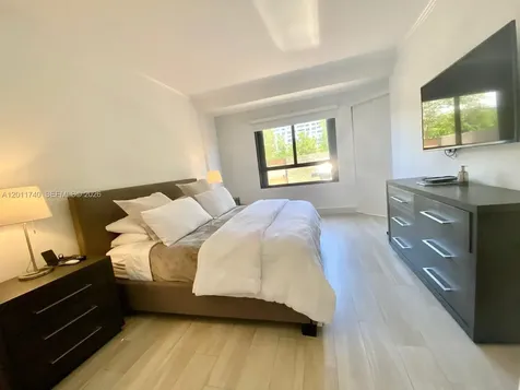 251 Crandon Boulevard Key Biscayne FL 33149