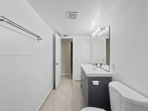 11200 Taft Street Pembroke Pines FL 33026
