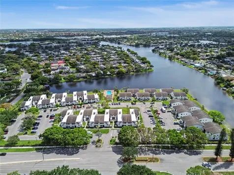 11200 Taft Street Pembroke Pines FL 33026