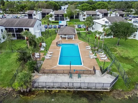 11200 Taft Street Pembroke Pines FL 33026
