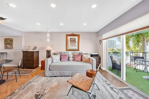 1455 West Avenue Miami Beach FL 33139