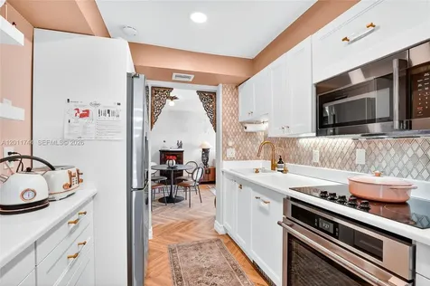 1455 West Avenue Miami Beach FL 33139