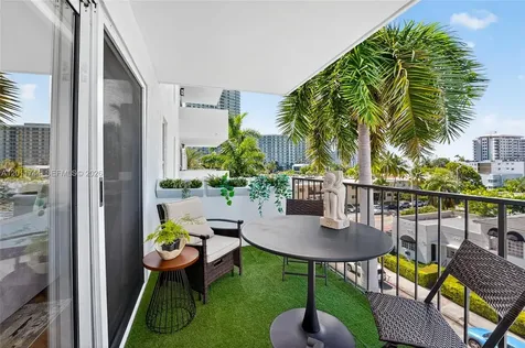 1455 West Avenue Miami Beach FL 33139