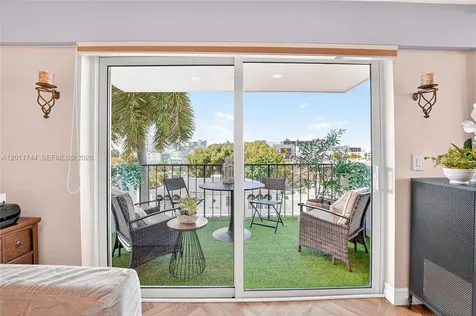 1455 West Avenue Miami Beach FL 33139