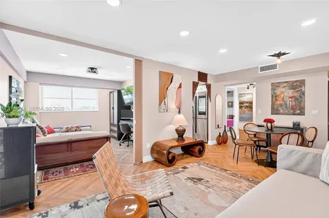 1455 West Avenue Miami Beach FL 33139