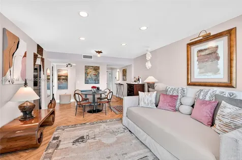 1455 West Avenue Miami Beach FL 33139