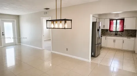 6701 Pershing Street Hollywood FL 33024