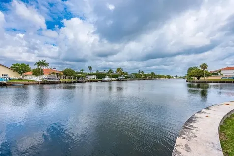 2101 Atlantic Shores Boulevard Hallandale Beach FL 33009