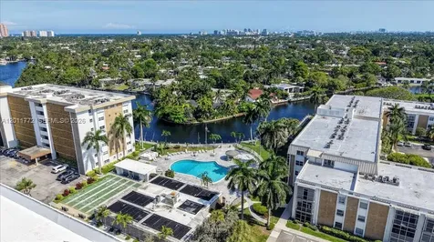 3000 NE 16th Avenue Oakland Park FL 33334