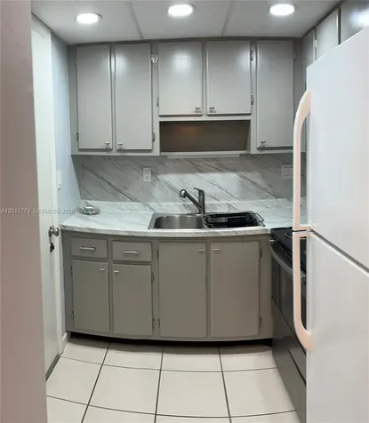 3000 NE 16th Avenue Oakland Park FL 33334